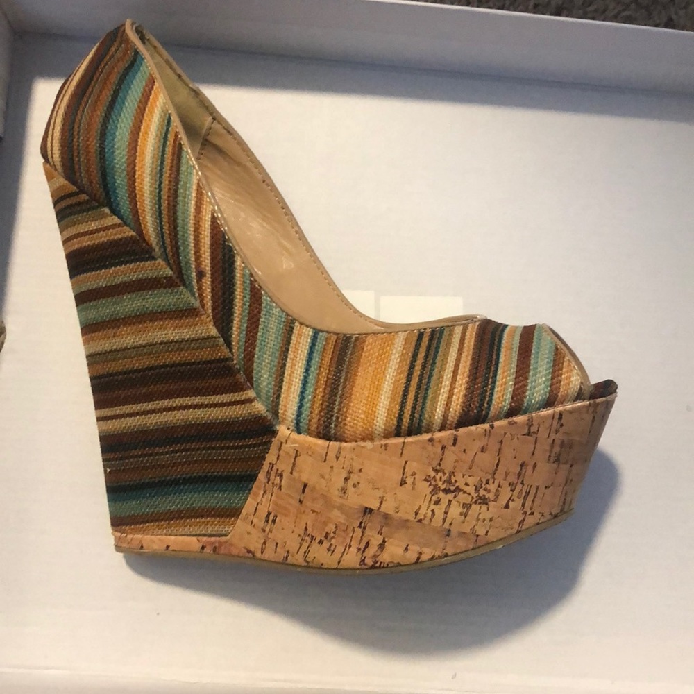 Brown Wedges - Picture 2 of 2